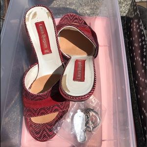 Red slip on Italian Wedges